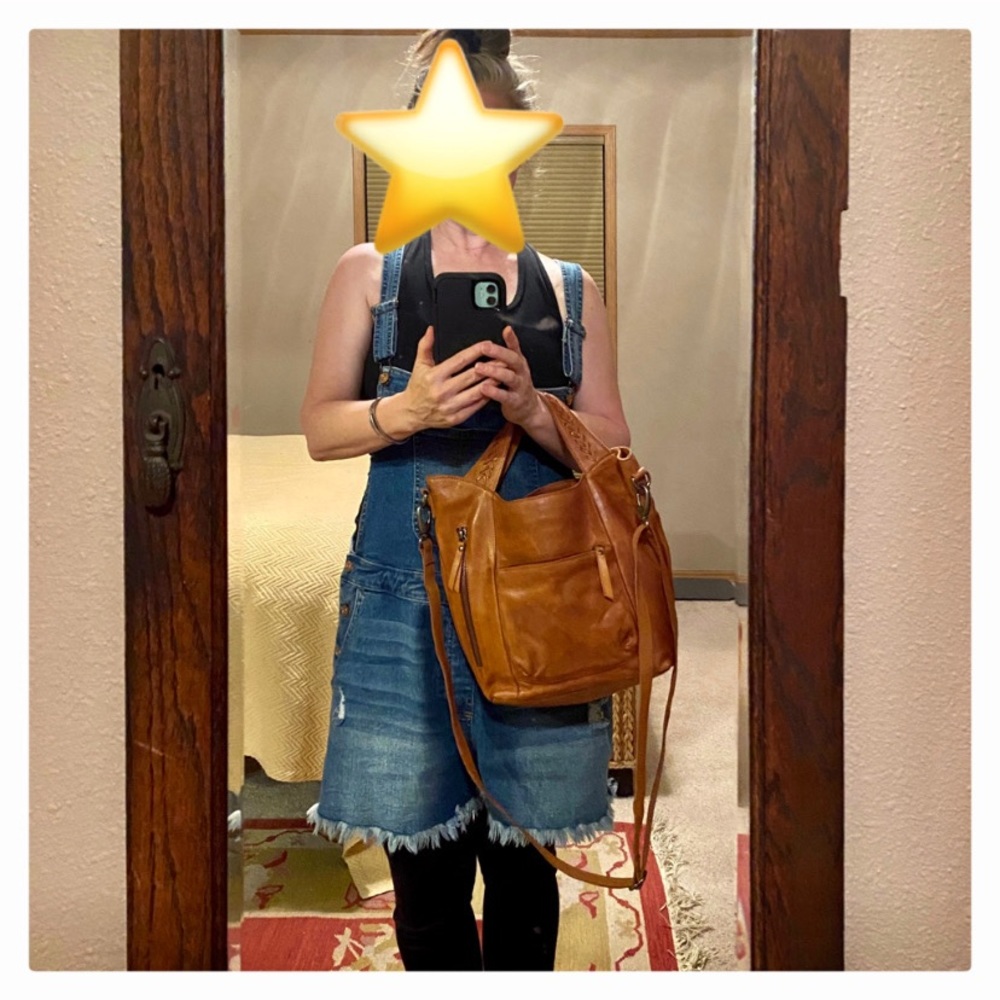 LIke New, Mint Condition Latico Leathers Mason Bag